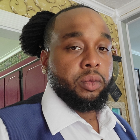 Meet your Posher, J - Picture 1 of 1